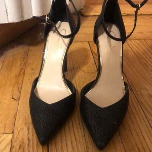 Jessica Simpson textures pumps